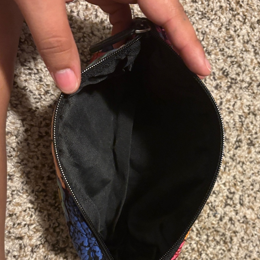 Floral Patterned Pouch - Picture 3 of 3